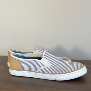 🔥 AE Slip-On Sneakers, Women’s 8.5 Navy Blue & White Striped